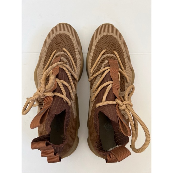 SIA Collective - Size 11 - Picture 4 of 6